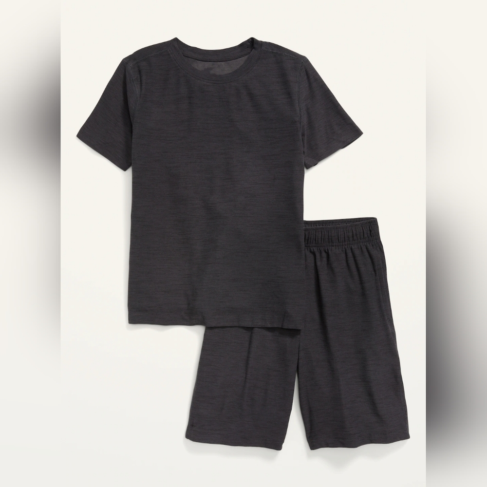 Old Navy Breathe On Tee And Shorts Set For Boys M NWT